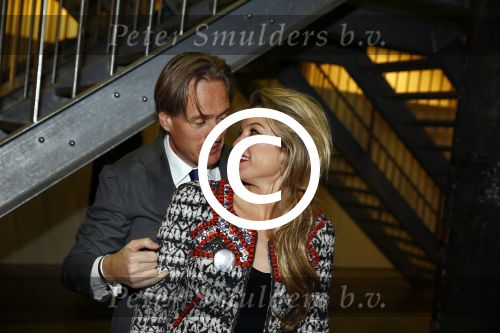 Amsterdam 13 november 2013
Bn ers kunnen een dag voordat het in de winkels van Hennes en Mauritz ligt de kollektie van isabel Marant kopen. Jort Kelder en Lauren Verster