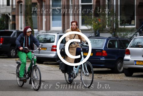 Amsterdam 26 november 2013
Loes Luca met ... op de fiets in Amsterdam zuid