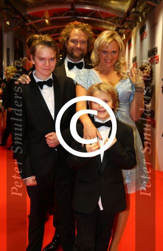 Amsterdam, 25 November 2013
Premiere van Manneharten
Marc de Cloe, partner en kinderen

Foto Peter Smulders BV