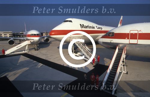 1996 Doop en nieuwe namen voor de boeings van Martin Air met kinderen van Pieter v Vollenhoven, Prins Maurits Prins Pieter Christiaan, Prins Floris en Prins Bernhard Jr. en Martin Schroder