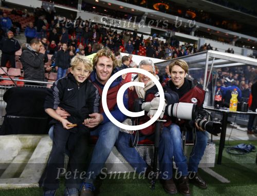 Eindhoven, 23 November 2013 PSV-SC Heerenveen, eindstand 1-1
Kompetitie, Seizoen 2013-2014
Max Smulders, Peter Smulders, Edwin Smulders, Junior Smulders
Foto Edwin Smulders