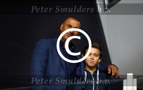 Amsterdam 19 november 2013
Ruud Gullit met zijn zoon Maxim in de arena bij Nederland Columbia