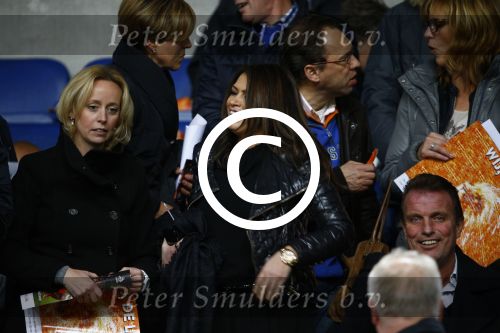 Amsterdam 19 november 2013
Sabia Engizek met ramon v  d Vaart op de tribune bij Nederland - Columbia waar rafael v d Vaart geblesseerd uitvalt.