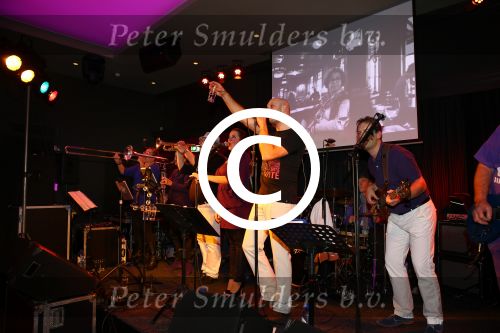 Feest Anne-Marie Versteden en Hans Versteden 25 jaar huwelijk en 25 jaar bestaan zaak
Foto Peter Smulders BV