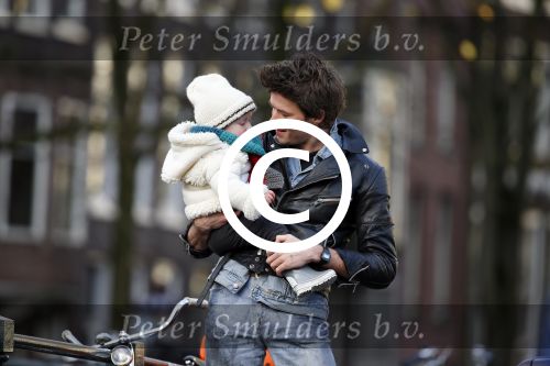 Amsterdam 25 november 2013
Opnames van de film kidnap of Freddy Heineken in Amsterdam met de acteurs
Ryan Kwanten Jim Sturgess Mark v Eeuwen en Sam Worthington. Tom Cocquerel