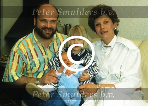 Willem v Schijndel met zijn vrouw en twee kinderen