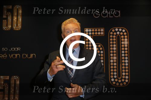 Utrecht 18 november 2014
Andre v Duin viert zijn 50 jarig artiesten bestaan in het Beatrix theater.