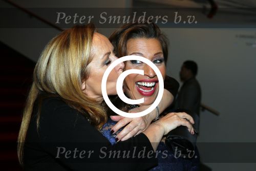 Amsterdam 1 december 2014
Premiere Gooische vrouwen 2 in het nieuwe de la mar met in de hoofdrollen Linda de Mol Lies Visschedijk Tjitske Reijdinga en Susan Visser. Angela Groothuizen en Esther Oosterbeek