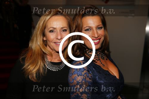 Amsterdam 1 december 2014
Premiere Gooische vrouwen 2 in het nieuwe de la mar met in de hoofdrollen Linda de Mol Lies Visschedijk Tjitske Reijdinga en Susan Visser. Angela Groothuizen en Esther Oosterbeek