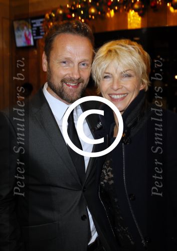 Amsterdam 18 december 2014
Premiere kerst circus in Carre.
Anita Witzier met man