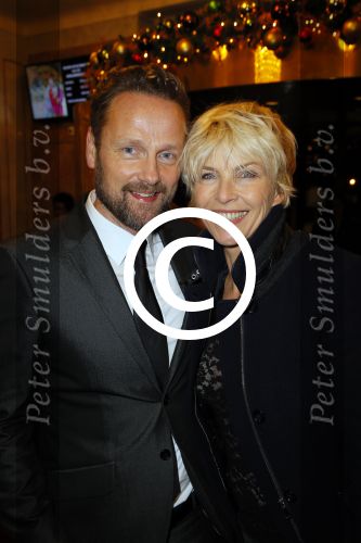 Amsterdam 18 december 2014
Premiere kerst circus in Carre.
Anita Witzier met man