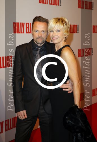 Scheveningen 30 november 2014
Premiere Billy Elliot in het circustheater. Anita Witzier met man