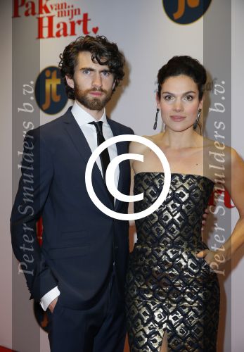 Hilversum 27 oktober 2014
Premiere film pak van mijn hart van Kees v Nieuwkerk. Anna Drijver met Benja Bruining