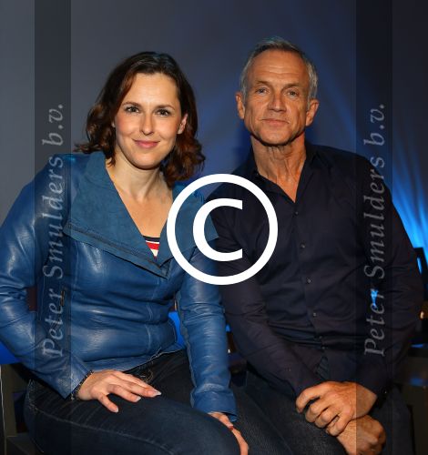 Hilversum, 11 December 2014
Perspresentatie AVROTROS Winterseizoen
Jaap Jongbloed met Anniko v Santen presenteren samen het programma AD Misdaadmeter