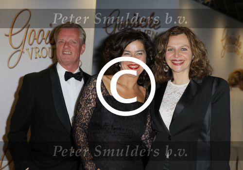 Amsterdam 1 december 2014
Premiere Gooische vrouwen 2 in het nieuwe de la mar met in de hoofdrollen Linda de Mol Lies Visschedijk Tjitske Reijdinga en Susan Visser