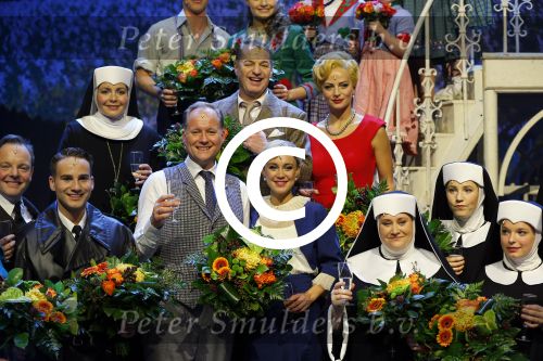 Den Bosch 23 november 2014
Premiere Sound of music in de parade in Den Bosch. 
De cast bestaat uit Anouk Maas Ad Knippels Maaike Widdershoven
Tony Neef Cindy Bell en  Vajen v d Bosch in de Albert Verlinde produktie.