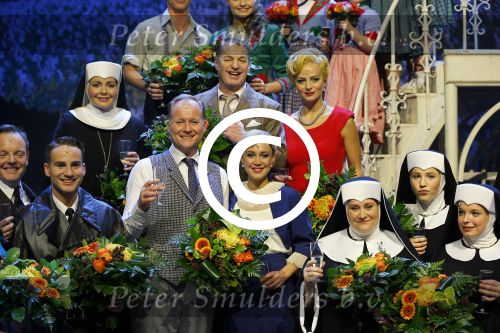 Den Bosch 23 november 2014
Premiere Sound of music in de parade in Den Bosch. 
De cast bestaat uit Anouk Maas Ad Knippels Maaike Widdershoven
Tony Neef Cindy Bell en  Vajen v d Bosch in de Albert Verlinde produktie.