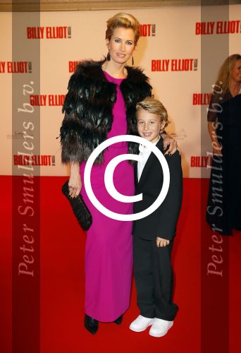 Scheveningen 30 november 2014
Premiere Billy Elliot in het circustheater. Anouk en Max Smulders