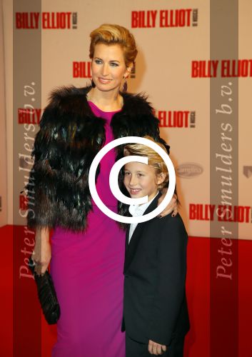 Scheveningen 30 november 2014
Premiere Billy Elliot in het circustheater. Anouk en Max Smulders