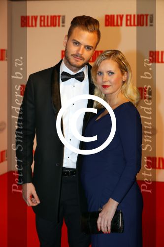 Scheveningen 30 november 2014
Premiere Billy Elliot in het circustheater. Jim Bakkum en Bettina Holwerda (zwanger)