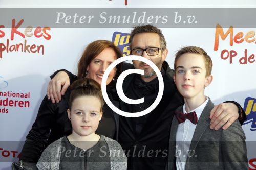 Amsterdam 22 november 2014
Premiere Mees Kees in carre met in de hoofdrollen Willem Voogd Sanne Wallis de Vries  Felix Osinga, en Brent Thomassen. Brent met familie