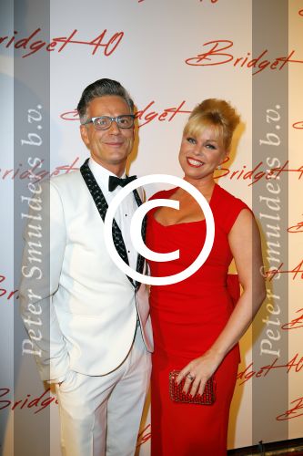 Amsterdam 15 november 2014
Bridget Maasland viert met haar familie en vrienden haar 40e verjaardag en het thema is The Oscars. Bridget met vriend en stylist Theo Hopman