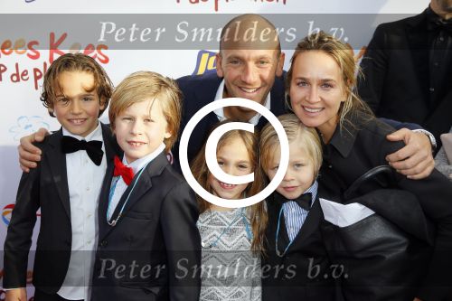 Amsterdam 22 november 2014
Premiere Mees Kees in carre met in de hoofdrollen Willem Voogd Sanne Wallis de Vries  Felix Osinga, en Brent Thomassen. ralph en Carlijn de Vries