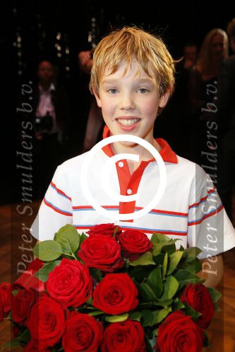 Scheveningen 30 november 2014
Premiere Billy Elliot in het circustheater met in de hoofdrollen Pia Douwes Carry Tefsen Bas Heerkens Reinier Demeijer en Bas Grevelink. Billy werd gespeeld door Carlos Puts.