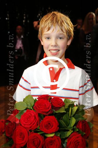 Scheveningen 30 november 2014
Premiere Billy Elliot in het circustheater met in de hoofdrollen Pia Douwes Carry Tefsen Bas Heerkens Reinier Demeijer en Bas Grevelink. Billy werd gespeeld door Carlos Puts.