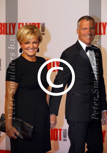 Scheveningen 30 november 2014
Premiere Billy Elliot in het circustheater. 
Caroline Tensen met man