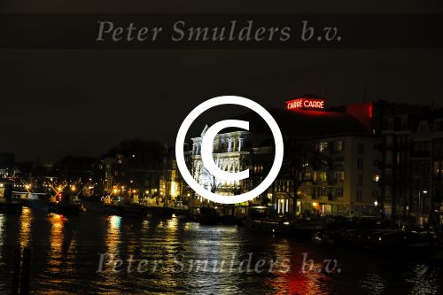 Amsterdam 18 december 2014
Carre en de magere brug bij nachtlicht