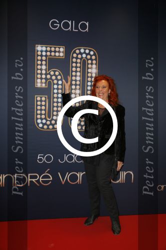 Utrecht 18 november 2014
Andre v Duin viert zijn 50 jarig artiesten bestaan in het Beatrix theater. Carry Tefsen