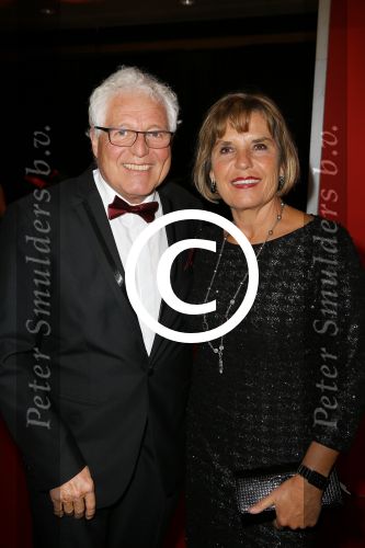 Amsterdam 16 december 2014
Sportman van het jaar verkiezing in de RAI. Cees Rein v d Hoogenband met zijn vrouw