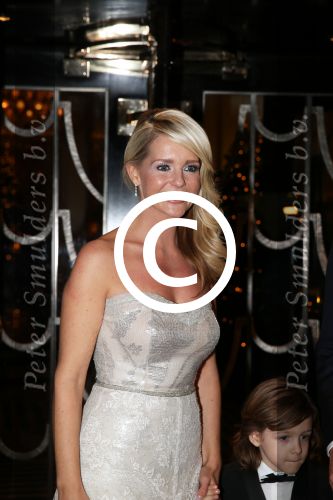 Londen 15 december 2014Chantal Janzen en Marco Geeratz trouwen in Hotal Cafe Royal.Het feest is s avonds in hotel Claridge\'s. Ook zoon james is erbij