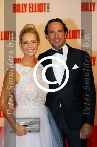 Scheveningen 30 november 2014
Premiere Billy Elliot in het circustheater. Chantal Janzen met man Marco