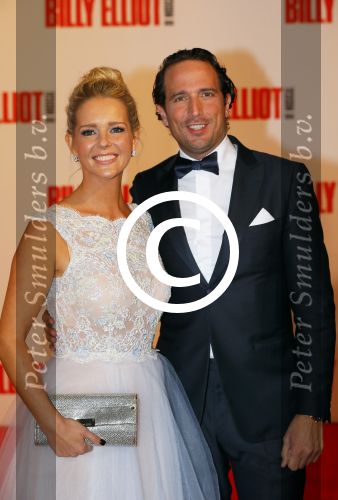 Scheveningen 30 november 2014
Premiere Billy Elliot in het circustheater. Chantal Janzen met man Marco