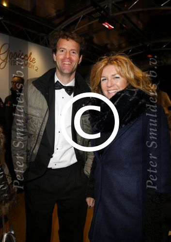 Amsterdam 1 december 2014
Premiere Gooische vrouwen 2 in het nieuwe de la mar met in de hoofdrollen Linda de Mol Lies Visschedijk Tjitske Reijdinga en Susan Visser. Vrouw Chris Havinga