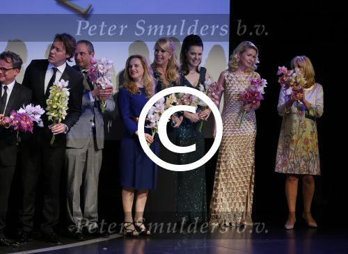 Amsterdam 1 december 2014
Premiere Gooische vrouwen 2 in het nieuwe de la mar met in de hoofdrollen Linda de Mol Lies Visschedijk Tjitske Reijdinga en Susan Visser