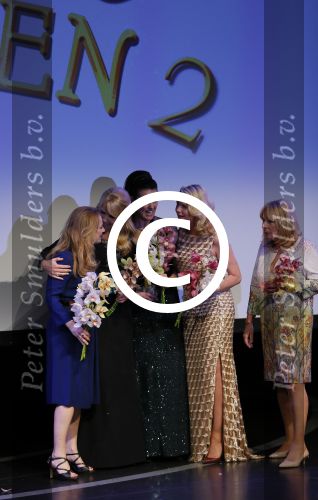 Amsterdam 1 december 2014
Premiere Gooische vrouwen 2 in het nieuwe de la mar met in de hoofdrollen Linda de Mol Lies Visschedijk Tjitske Reijdinga en Susan Visser