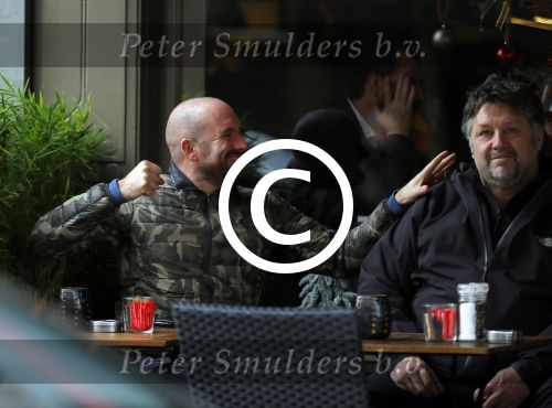 Amsterdam 25 november 2014
Dean Saunders op terras met Ferry de KOk