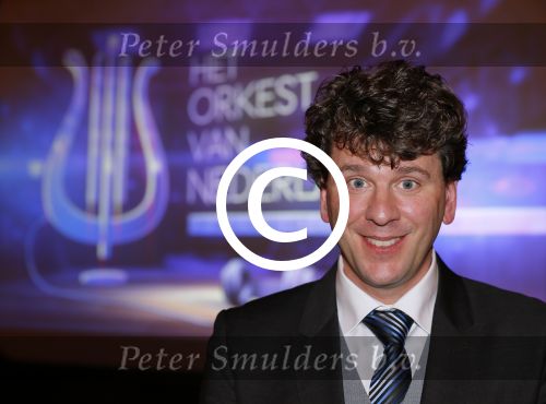 Amsterdam 28 november 2014
Persviewing RTL4 programma Het Orkest van Nederland, Tania Kross, dirigent en juryvoorzitter Jan Willem de Vriend, musicus/dj Ronald Molendijk, pianist Wibi Soerjadi en violiste Simone Lamsma. Dominic Seldis