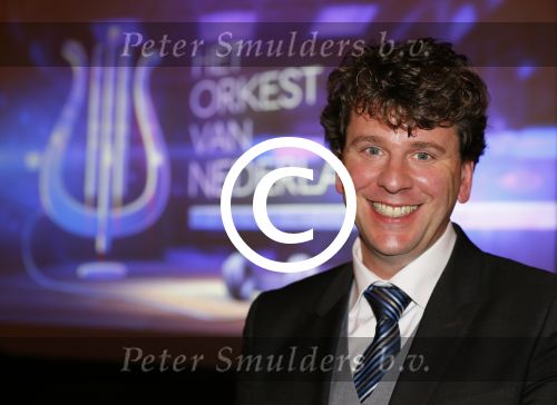 Amsterdam 28 november 2014
Persviewing RTL4 programma Het Orkest van Nederland, Tania Kross, dirigent en juryvoorzitter Jan Willem de Vriend, musicus/dj Ronald Molendijk, pianist Wibi Soerjadi en violiste Simone Lamsma. Dominic Seldis
