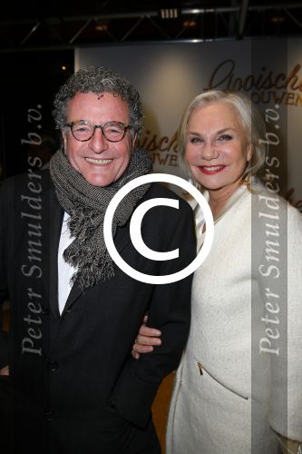 Amsterdam 1 december 2014
Premiere Gooische vrouwen 2 in het nieuwe de la mar met in de hoofdrollen Linda de Mol Lies Visschedijk Tjitske Reijdinga en Susan Visser. Edwin de Vries en Monique v d Ven
