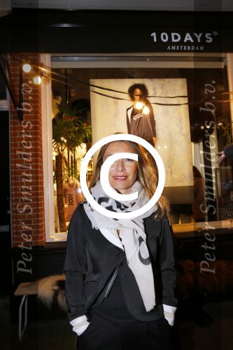 Amsterdam 20 november 2014
Opening winkel 10 days in de cornelis schuytstraat.  Elle v Rijn