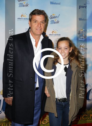 Den Bosch 23 november 2014
Premiere Sound of music in de parade in Den Bosch. Eric v Stade met dochter
