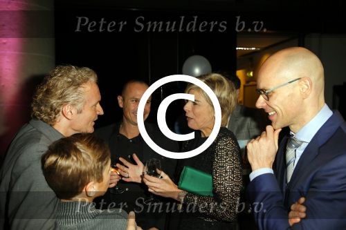Amsterdam 11 december 2014
Presentatie van het nieuwe tijdschrift en platform van Wendy v Dijk.
Prinses Laurentien onthult het eerste exemplaar. Mike v Dijk Erland Galjaard Sem v Dijk in gesprek met prinses Laurentien
