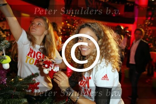 Hilversum 9 december 2014
Sky radio charity event met als deelnemers:
Joep Sertons en Sander Janson voor Stop Pesten Nu
Fred van Leer en Kim Feenstra voor Het Zeldzame Ziekten Fonds
Jan Dulles en Jaap Kwakman van de 3JS voor Terre des Hommes
Caroline Tensen en Beertje v Beers voor Orange Babies
Erik de Zwart en Hind voor Beat Batten 
Fatima Moreiro de Melo + Fajah Lourens voor Right To Play UK 
Billy en Ruud van Utopia voor Energy4All 
Nance en Jeroen van der Boom voor Kinderfonds MAMAS 
Event vindt plaats bij studio 21