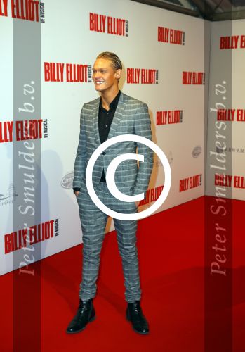 Scheveningen 30 november 2014
Premiere Billy Elliot in het circustheater. Ferry Doedens met vriend Nuno Azevedo