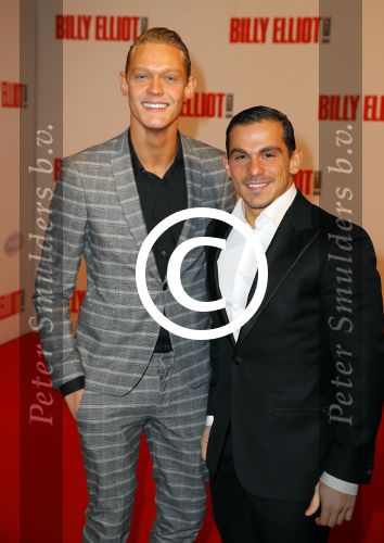 Scheveningen 30 november 2014
Premiere Billy Elliot in het circustheater. Ferry Doedens met vriend Nuno Azevedo