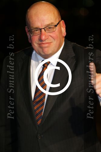 Utrecht 8 december 2014
Mr Pieter v Vollenhoven viert samen met zijn familie ,Prinses Margriet Prins Maurits Prinses Marilene Prins Bernhard Jr. Prinses Annette Prins Floris Prinses Aimee Prins Pieter Christiaan en Prinses Anita zijn 75e verjaardag in het Beatrix theater.